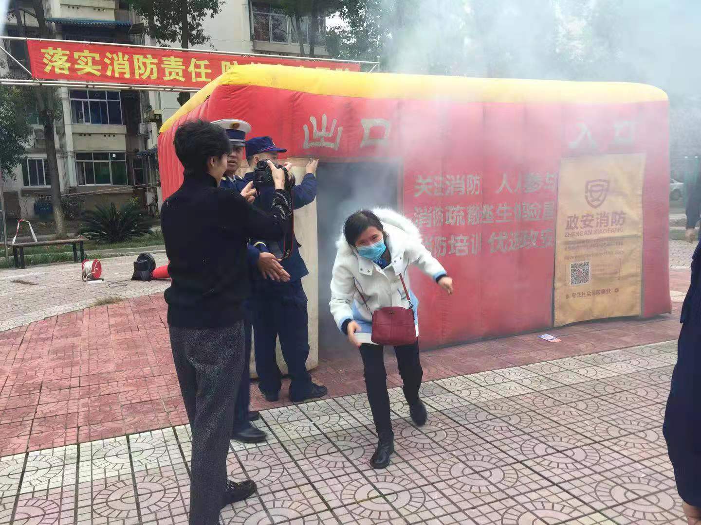 春雷街道工作动态(“119”消防日工作专刊—2021年第二十四期)(图6) 春雷街道工作动态(“119”消防日工作专刊—2021年第二十四期)(图6)