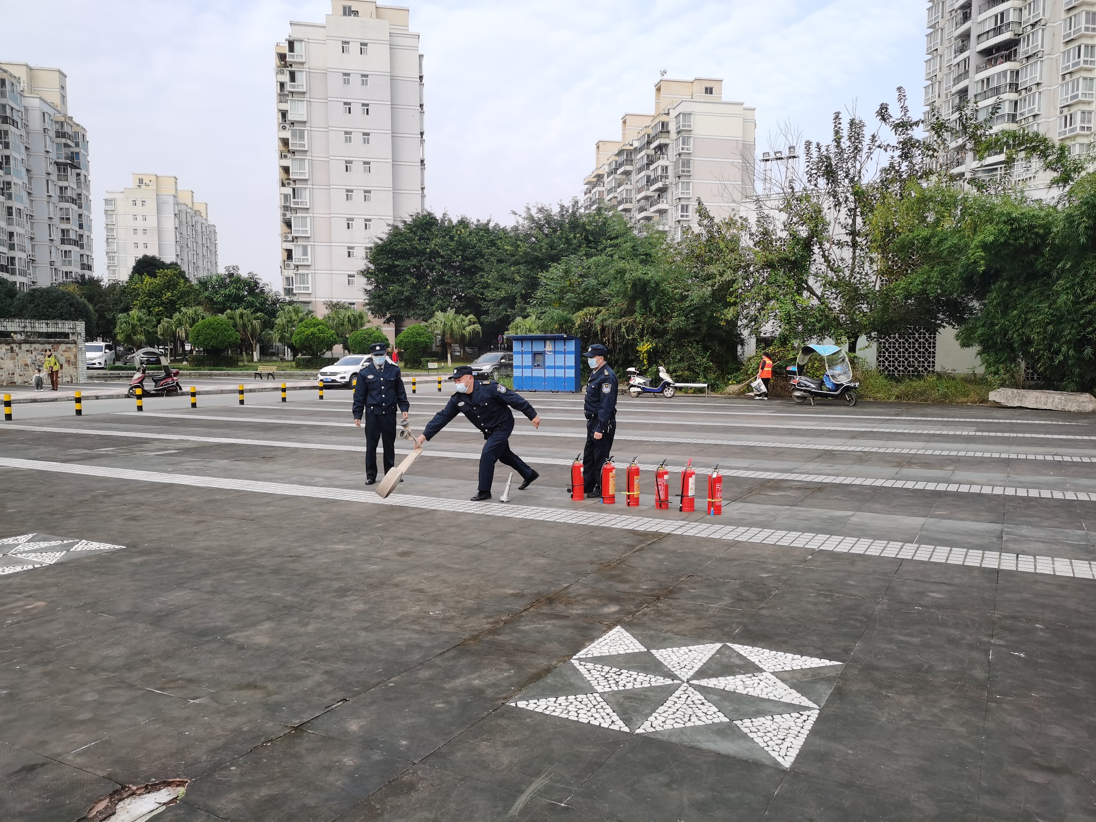 春雷街道工作动态(“119”消防日工作专刊—2021年第二十四期)(图9) 春雷街道工作动态(“119”消防日工作专刊—2021年第二十四期)(图9)