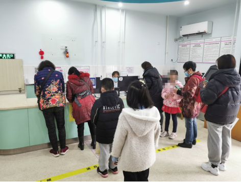 以“苗”护“苗”！——科学城有序开展3-11岁人群新冠疫苗接种(图2)