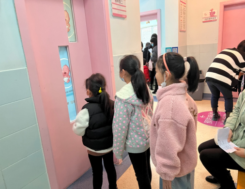 以“苗”护“苗”！——科学城有序开展3-11岁人群新冠疫苗接种(图5)