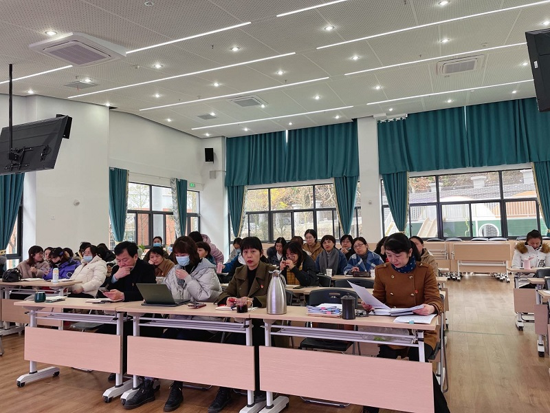 学习促提升  爱党在心中--幼托中心党支部2021年11月党日主题活动(图1)