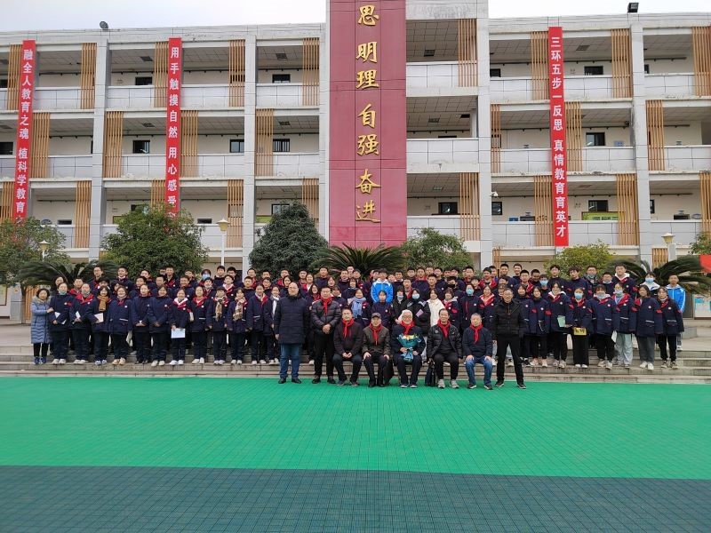 “传承两弹精神  浸润真情教育”爱国主义教育活动(图4)