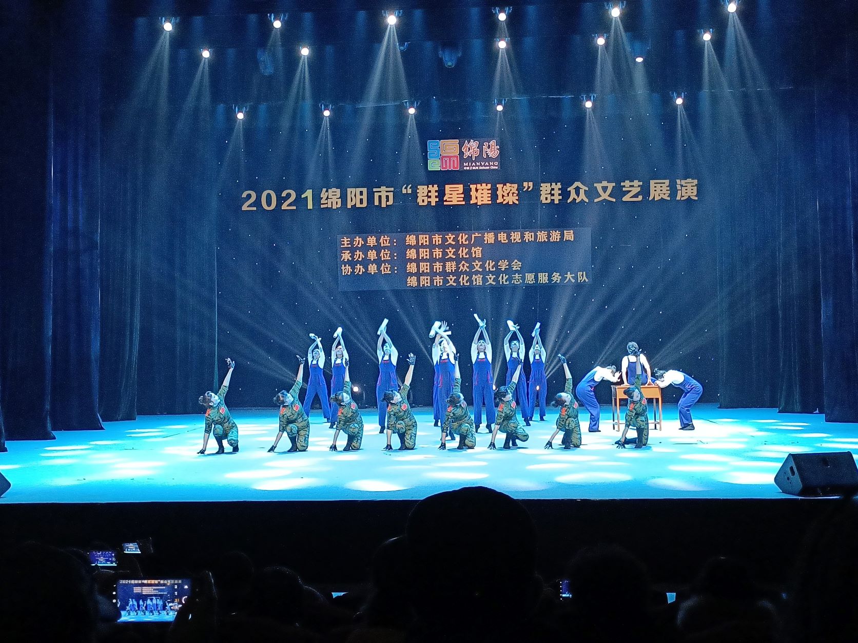 弘扬两弹精神  争做时代新人(图3)