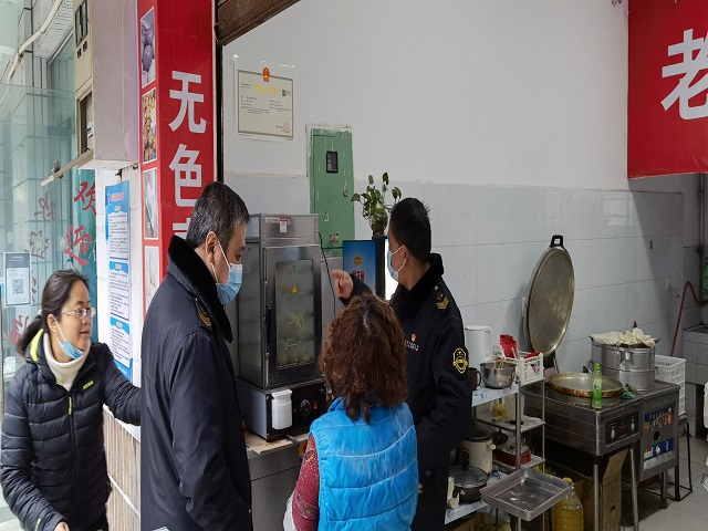 科学城市场监管局“春雷行动2022”第八期开展春节前食品安全大检查(图1)