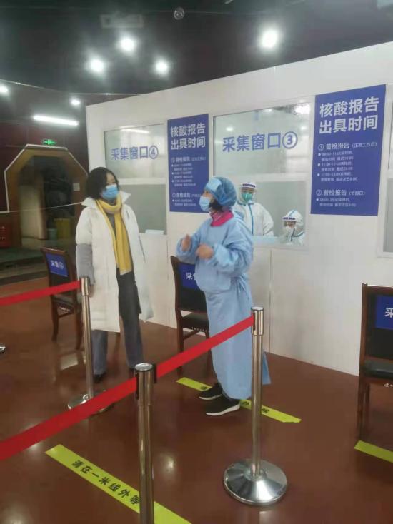 加班处理小问题  温馨解决大困难(图2)