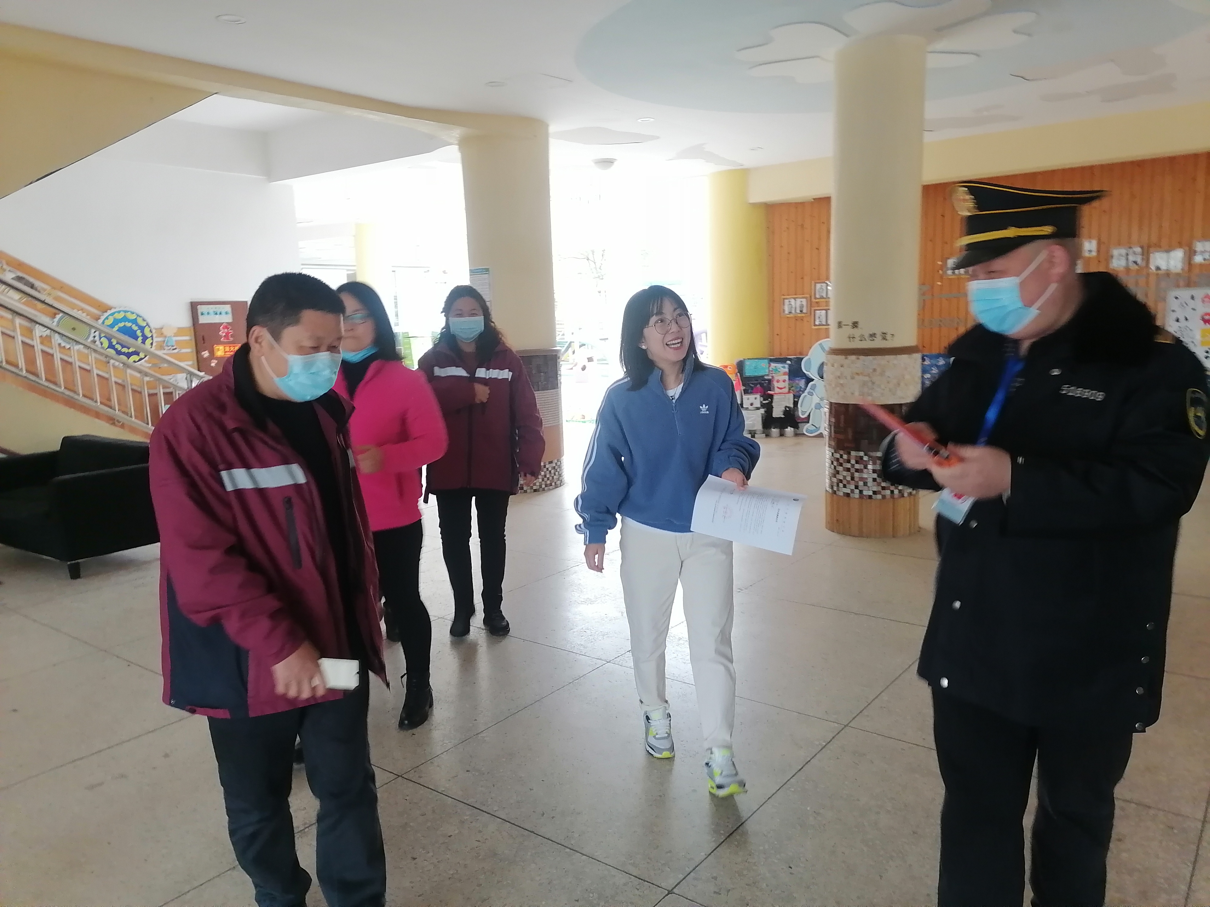 平安开学!科学城卫生执法和疾控中心联合开展2022年春季开学疫情防控督导检查(图4) 平安开学!科学城卫生执法和疾控中心联合开展2022年春季开学疫情防控督导检查(图4)