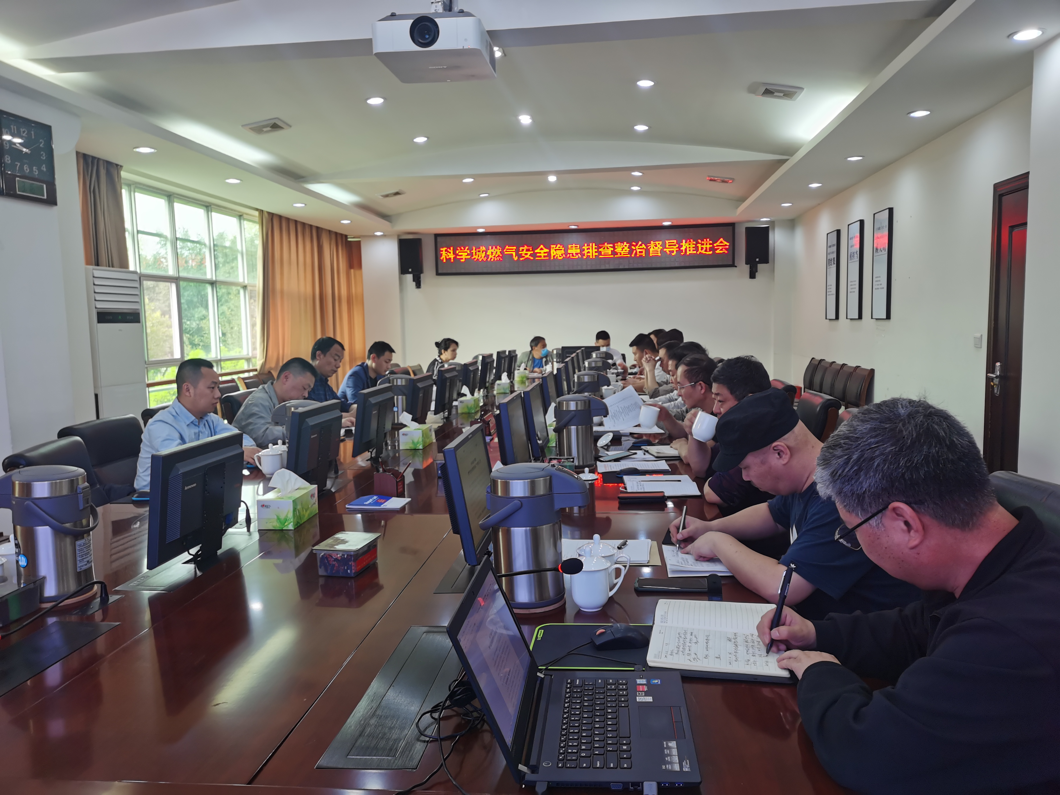 绵阳市住建委对科学城燃气安全 隐患排查工作进行督导(图3)
