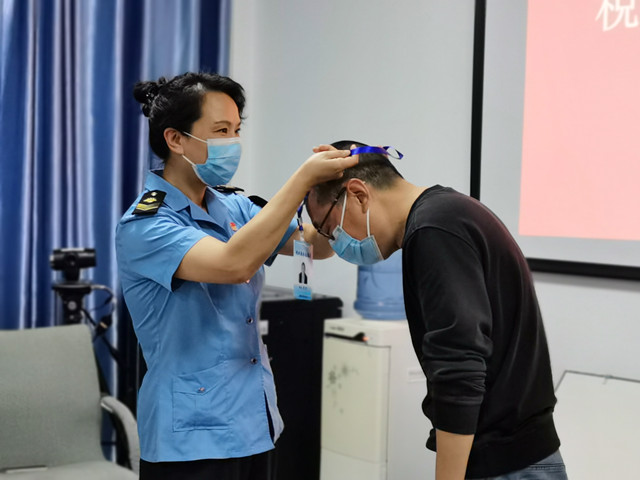 科学城税务局招募首批税收志愿者(图2) 科学城税务局招募首批税收志愿者(图2)