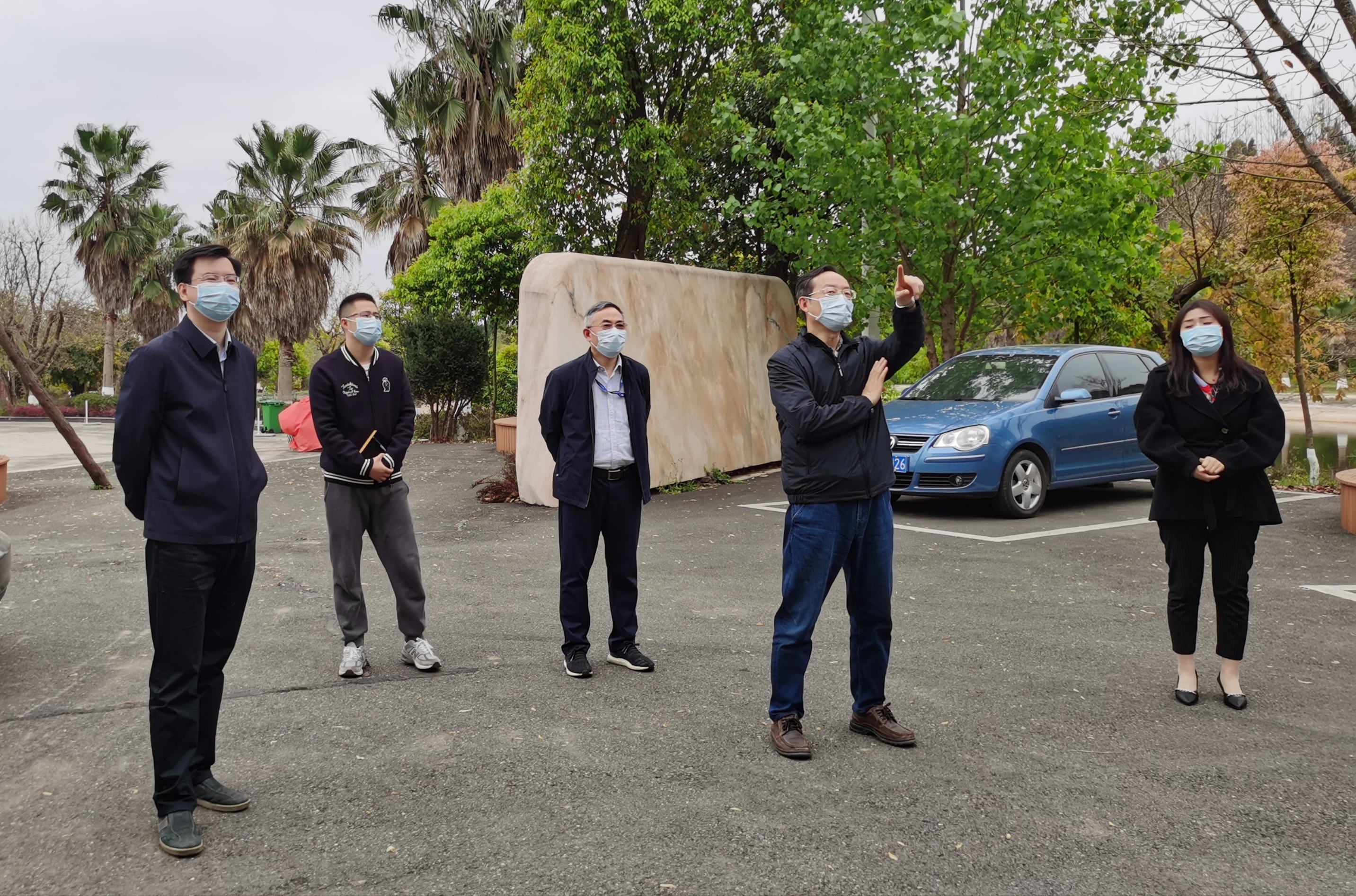 王洋副院长视察院集中休养点疫情防控工作(图1) 王洋副院长视察院集中休养点疫情防控工作(图1)