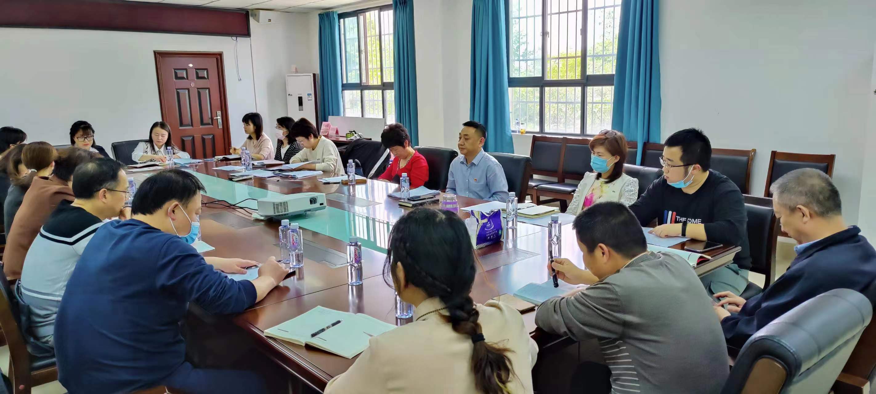 医疗与民政中心党支部组织开展2022年4月主题党日活动(图3) 医疗与民政中心党支部组织开展2022年4月主题党日活动(图3)