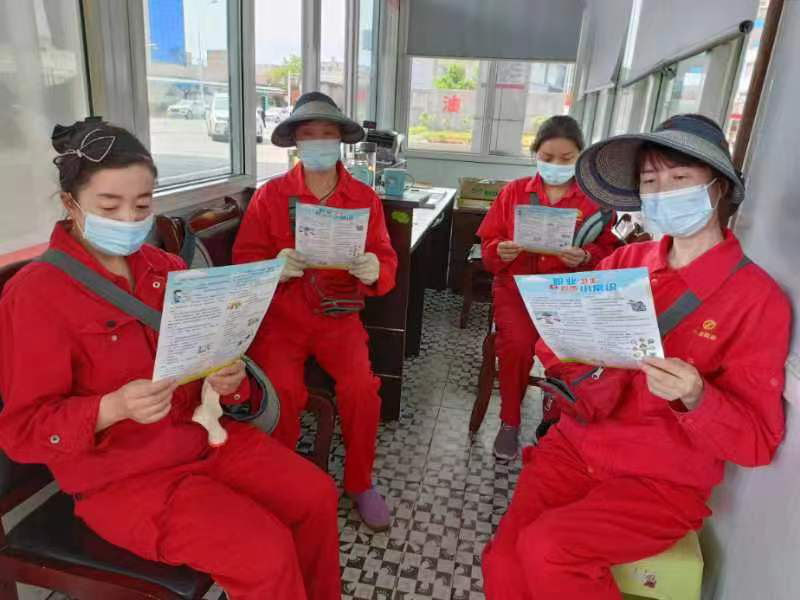 科学城卫生执法监督支队开展2022年职业病防治法宣传周活动(图1) 科学城卫生执法监督支队开展2022年职业病防治法宣传周活动(图1)