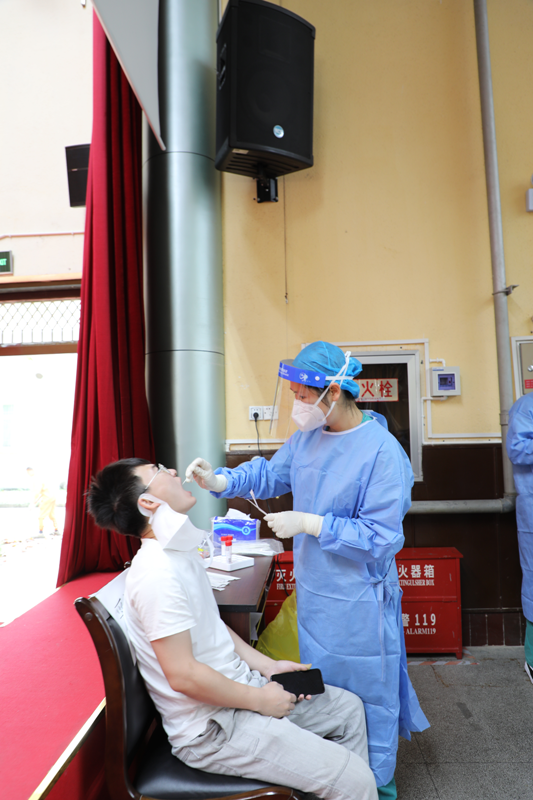 护航科研生产，守护群众健康 九〇三医院圆满完成材料所职工“五一”节后核酸检测工作(图1)