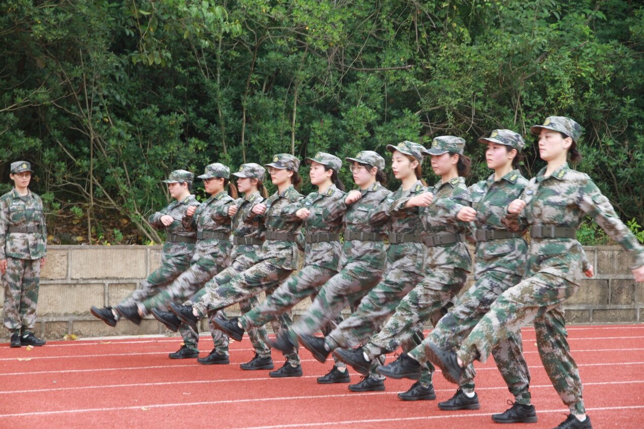 训练第一课之军人基本功——队列科目(图5)