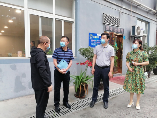 科办苗红波副主任开展疫情防控后备隔离酒店设置情况调研(图2) 科办苗红波副主任开展疫情防控后备隔离酒店设置情况调研(图2)