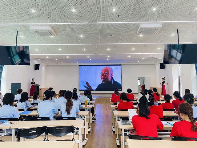 颂扬两弹精神  传承革命文化——科学城春蕾学校幼托中心园“两弹组歌”展演活动(图1)