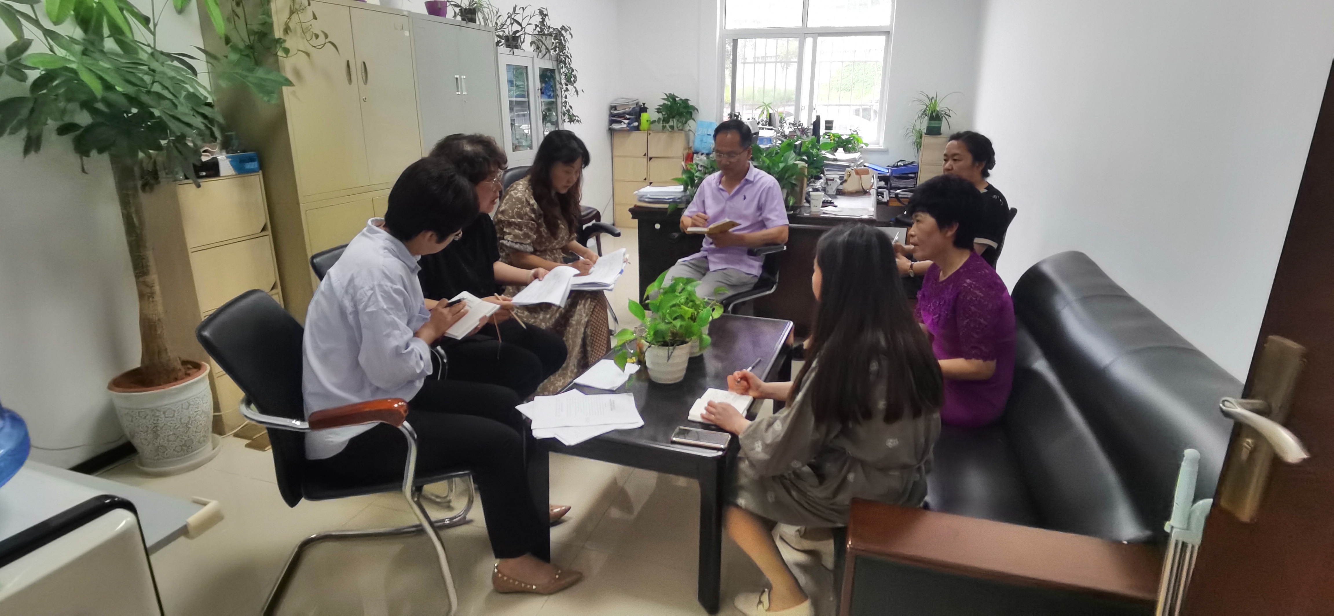 科学城社保局召开业务工作研讨会(图1) 科学城社保局召开业务工作研讨会(图1)