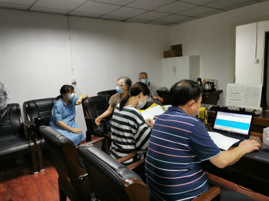 抗疫服务两手抓 社保便民职工夸--科学城社保局年内首次赴成都报销医疗费用(图3) 抗疫服务两手抓 社保便民职工夸--科学城社保局年内首次赴成都报销医疗费用(图3)