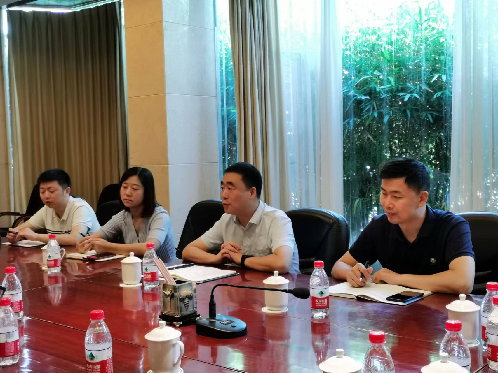 四川省税务局货劳处来中物院调研(图1)