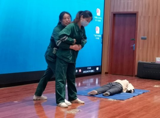【科一•安全】急救知识进校园，安全意识驻心间(图2)
