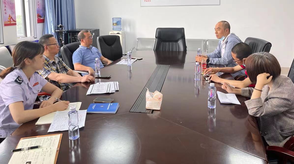 我为纳税人缴费人办实事系列之“一把手走流程”(图4) 我为纳税人缴费人办实事系列之“一把手走流程”(图4)