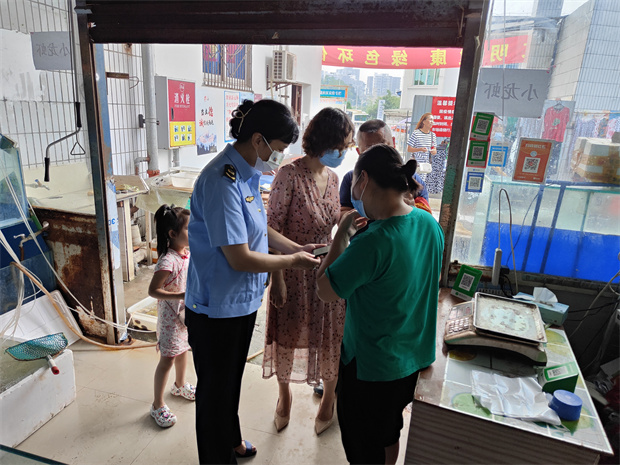 科学城市场监管局督查辖区疫情防控工作(图5)