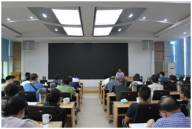 公管部召开新冠疫苗接种工作推进会(图1)