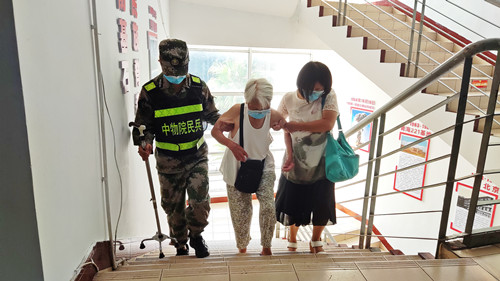 中物院民兵应急分队为职工返岗核酸检测“护航”(图3)