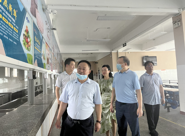 莘莘学子报到日 筑梦远航正当时——科学城一中高2022级新生顺利报到(图3)