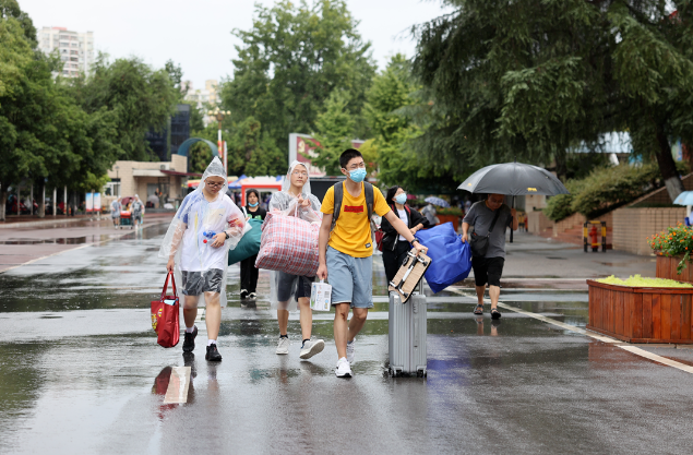 莘莘学子报到日 筑梦远航正当时——科学城一中高2022级新生顺利报到(图9)