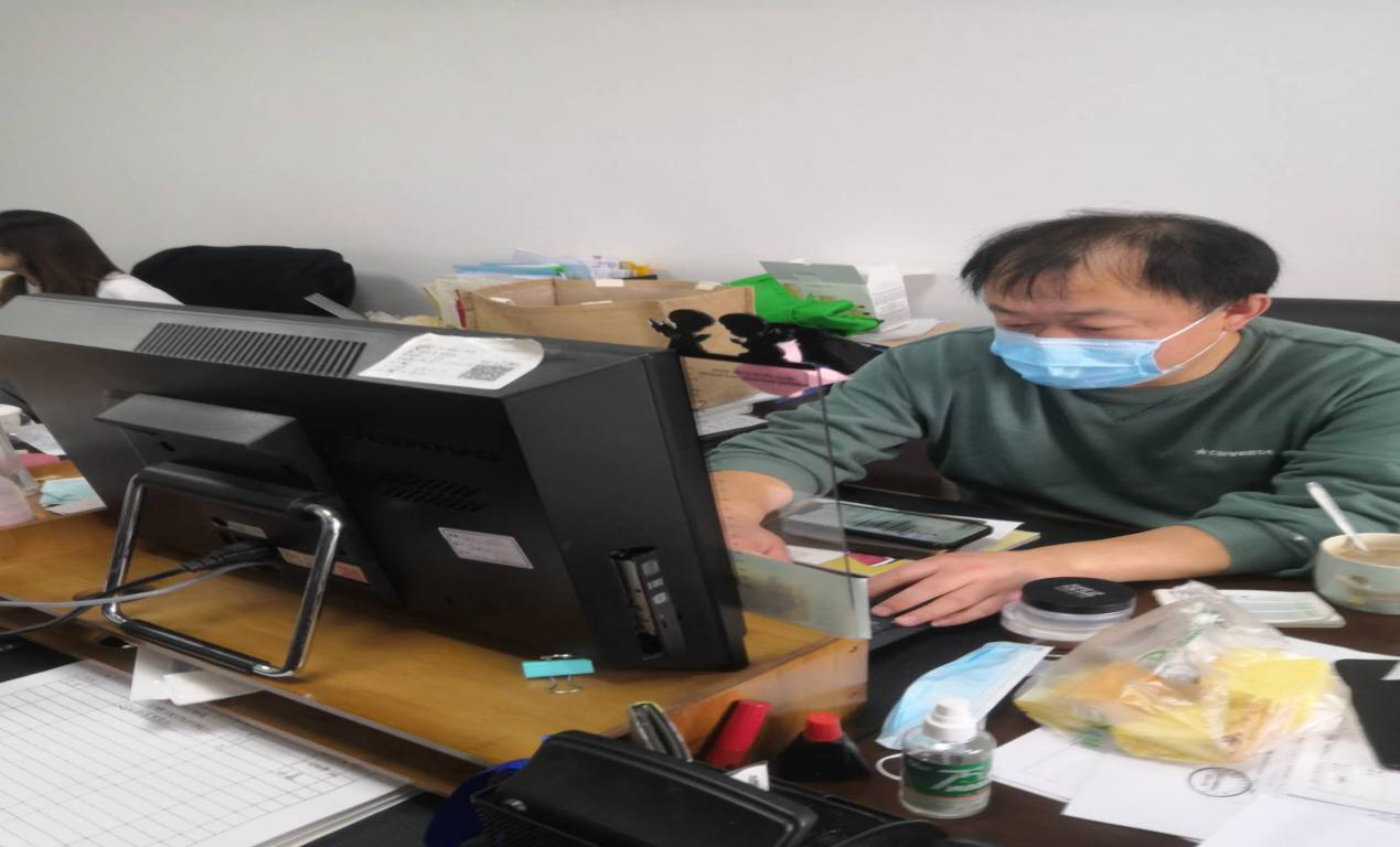 医疗与民政中心开展计算机网络信息安全专项检查(图2) 医疗与民政中心开展计算机网络信息安全专项检查(图2)