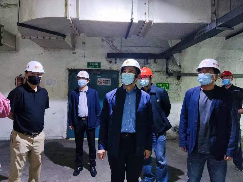 班开洪书记国庆节前率队检查养老场所等地安全生产、疫情防控工作(图1)