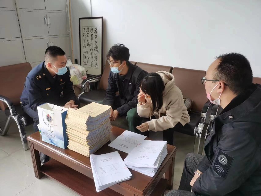绵阳市市场监管局、市政务服务监督管理局到科学城检查下放许可（委托）事项承接情况(图2)