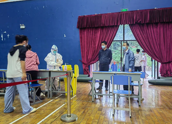 同心战“疫”，我们在行动——静默中的最美科一人(图2)