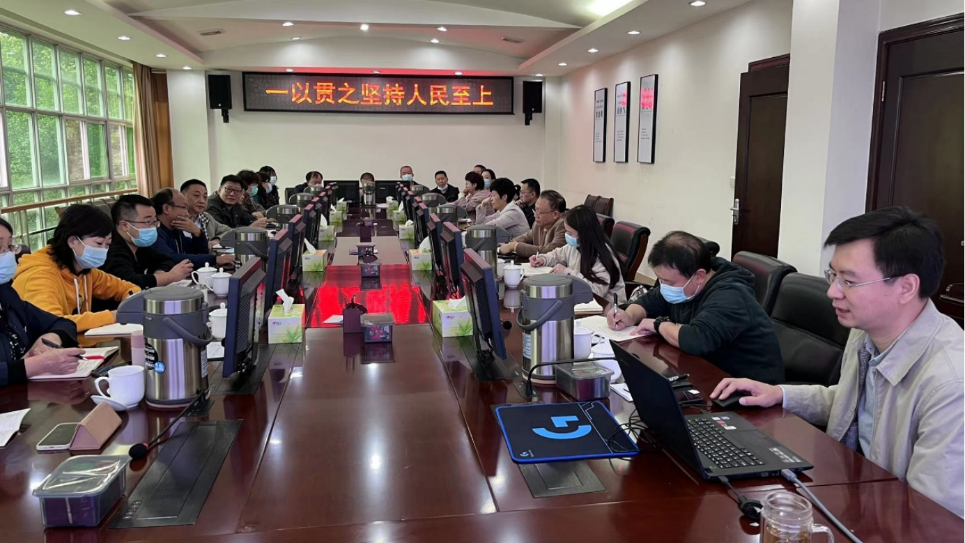 苗红波副部长为党员讲党课(图1)