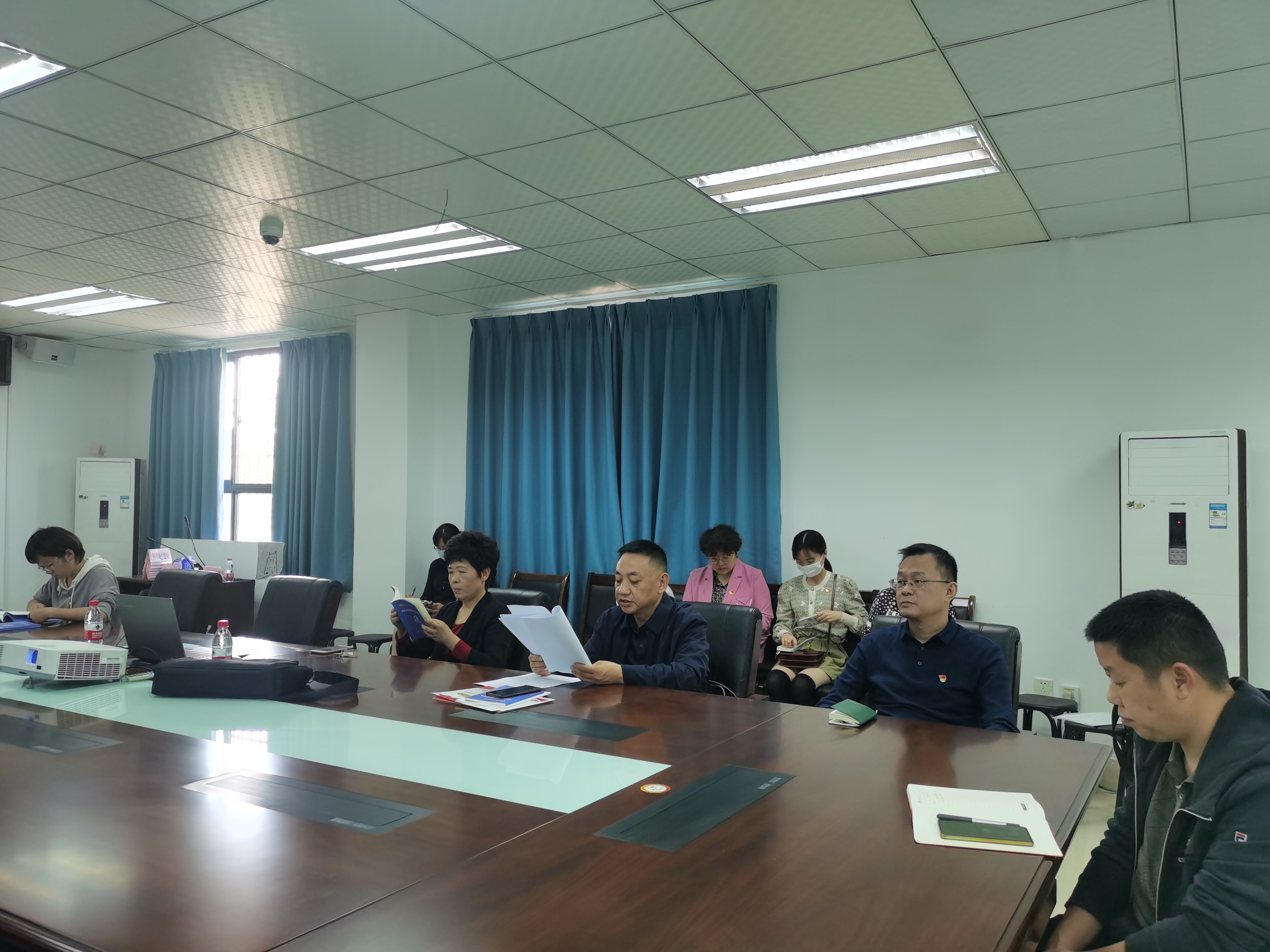 医疗民政中心学习宣贯党的二十大报告精神(图1) 医疗民政中心学习宣贯党的二十大报告精神(图1)