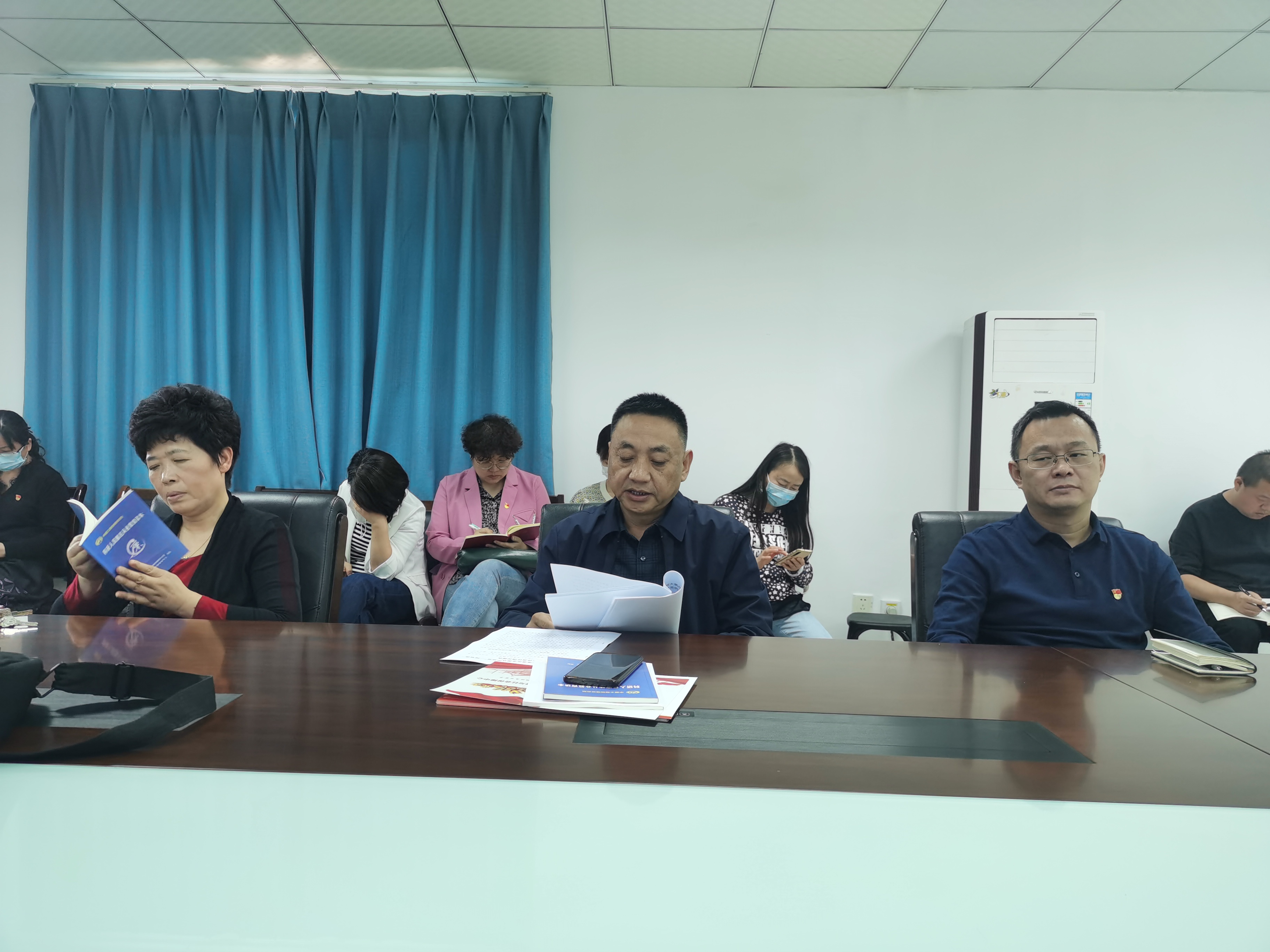 医疗民政中心学习宣贯党的二十大报告精神(图2) 医疗民政中心学习宣贯党的二十大报告精神(图2)