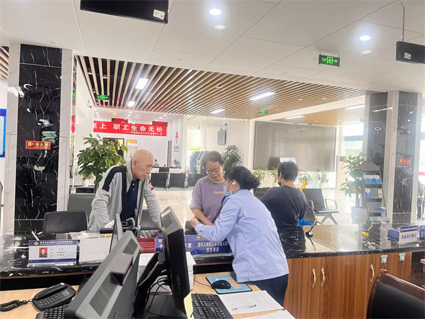 科学城税务局“我为群众办实事”系列故事二则(图1) 科学城税务局“我为群众办实事”系列故事二则(图1)