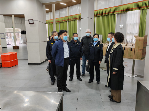 科学城食安委主任督查食堂食品安全工作(图2)