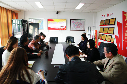 政法与武装部党支部组织全体职工认真学习党的二十大报告精神(图2) 政法与武装部党支部组织全体职工认真学习党的二十大报告精神(图2)