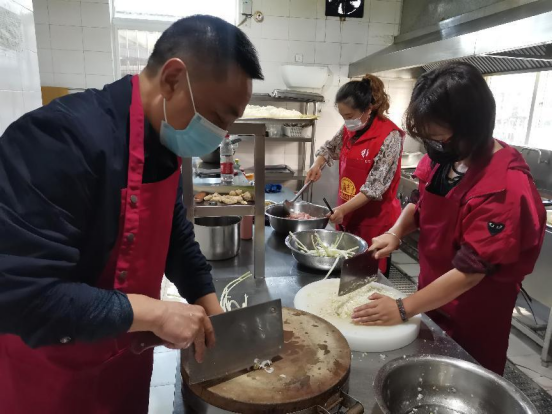 孝老爱亲 向上向善 ——科学城民政局走进久远老年关爱中心送温暖(图5) 孝老爱亲 向上向善 ——科学城民政局走进久远老年关爱中心送温暖(图5)