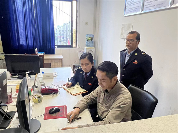 科学城纳税人开出首份全面数字化的电子发票(图1) 科学城纳税人开出首份全面数字化的电子发票(图1)