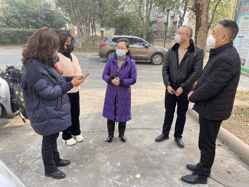 绵阳市民政局李丹玲副局长带队开展 春节前养老机构安全检查(图2) 绵阳市民政局李丹玲副局长带队开展 春节前养老机构安全检查(图2)