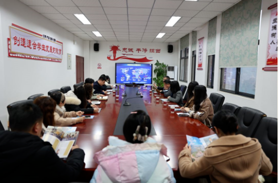 追求卓越，发展共赢——香港科技大学（广州）招生组来我校交流座谈(图2)