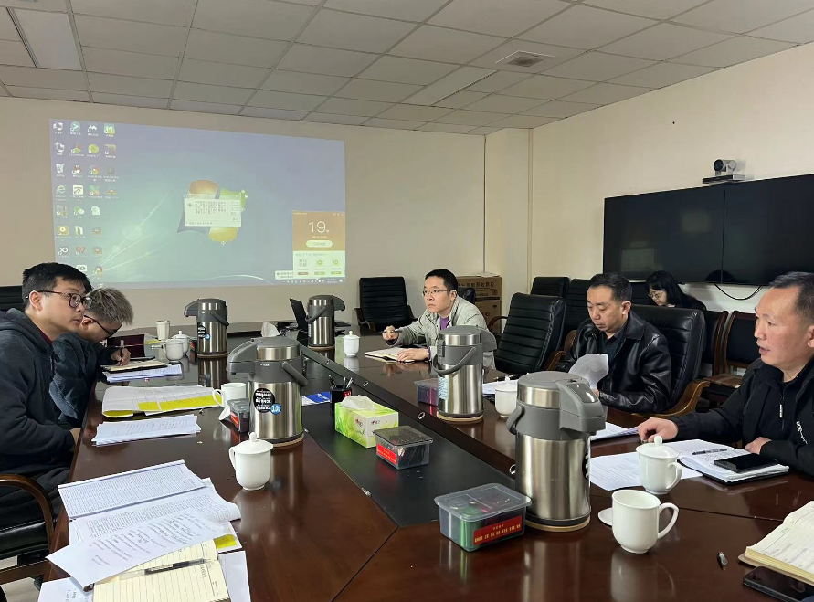 绵阳市住建委对科学城老旧小区改造工作进行督查(图1) 绵阳市住建委对科学城老旧小区改造工作进行督查(图1)