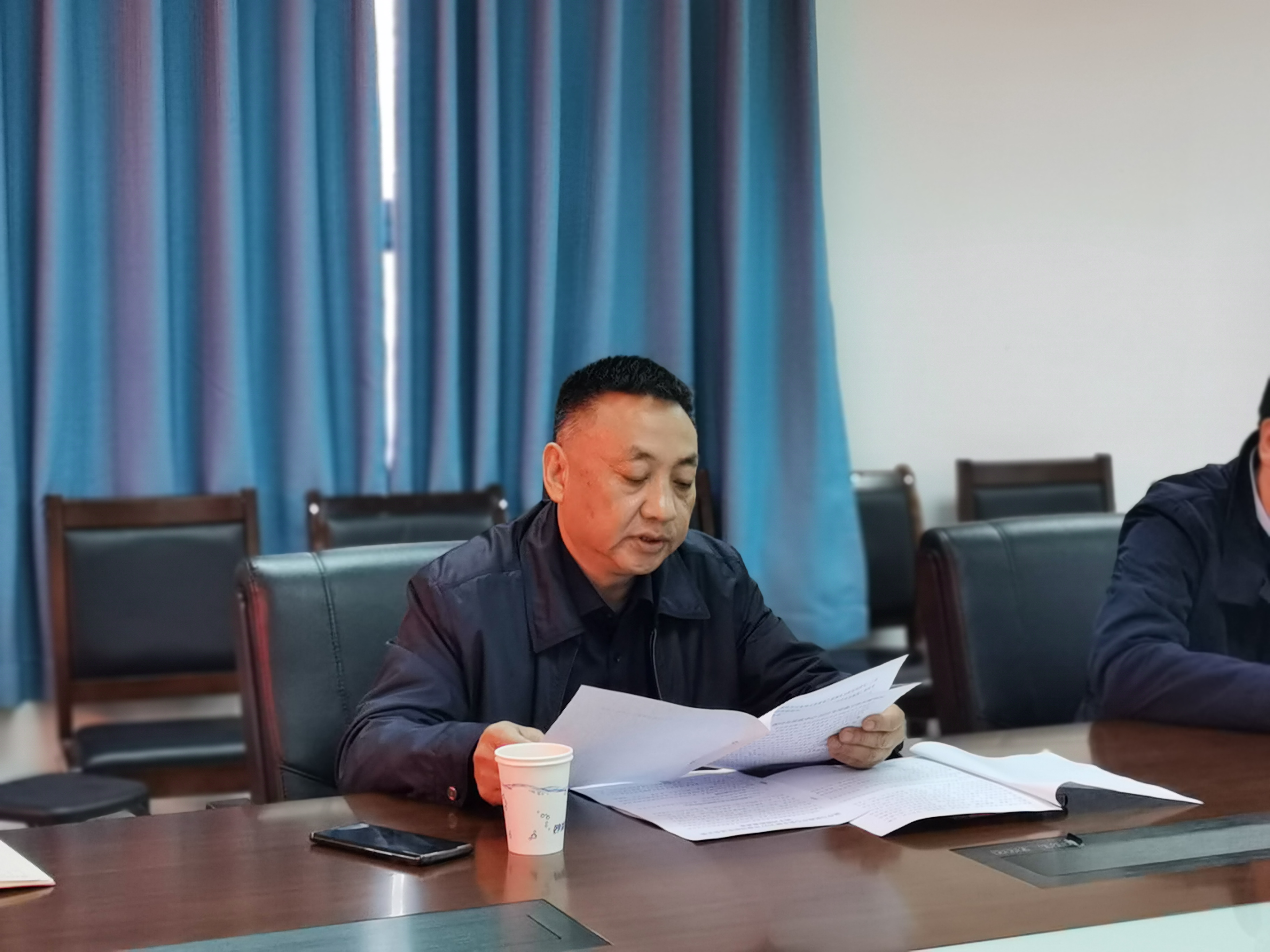 医疗与民政中心党支部召开2022年度组织生活会暨民主评议党员大会(图3) 医疗与民政中心党支部召开2022年度组织生活会暨民主评议党员大会(图3)