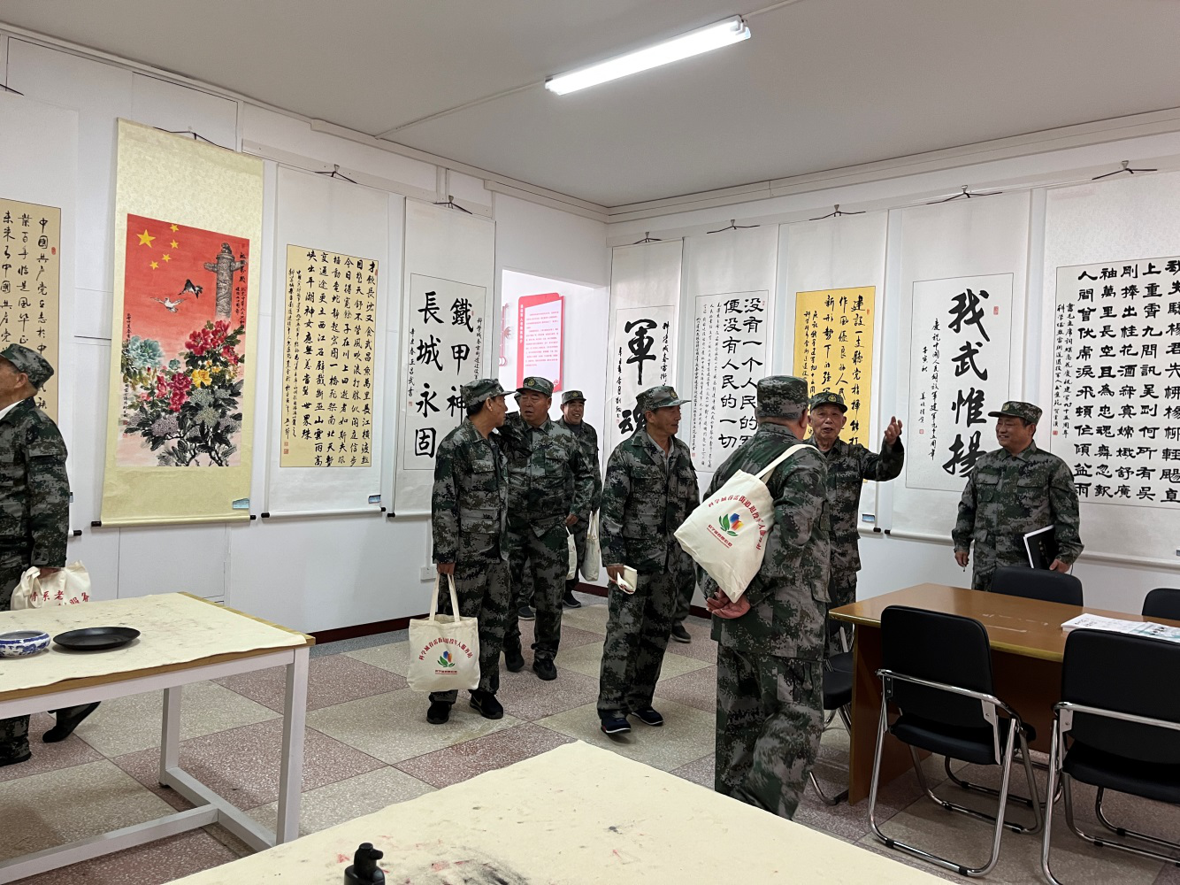 科学城春雷街道退役军人服务站召开2023年红色宣讲和志愿服务专题工作会(图4) 科学城春雷街道退役军人服务站召开2023年红色宣讲和志愿服务专题工作会(图4)