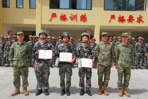 中物院人武部组织基干民兵进行轻武器实弹射击考核(图1)