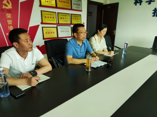 绵阳市国防动员办公室副主任李红卫到科学城调研(图2) 绵阳市国防动员办公室副主任李红卫到科学城调研(图2)