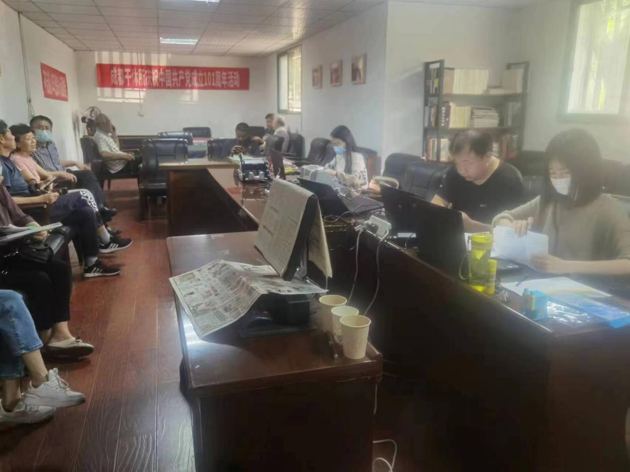 职工报销“少跑腿” 便民服务“多跑路”(图1) 职工报销“少跑腿” 便民服务“多跑路”(图1)