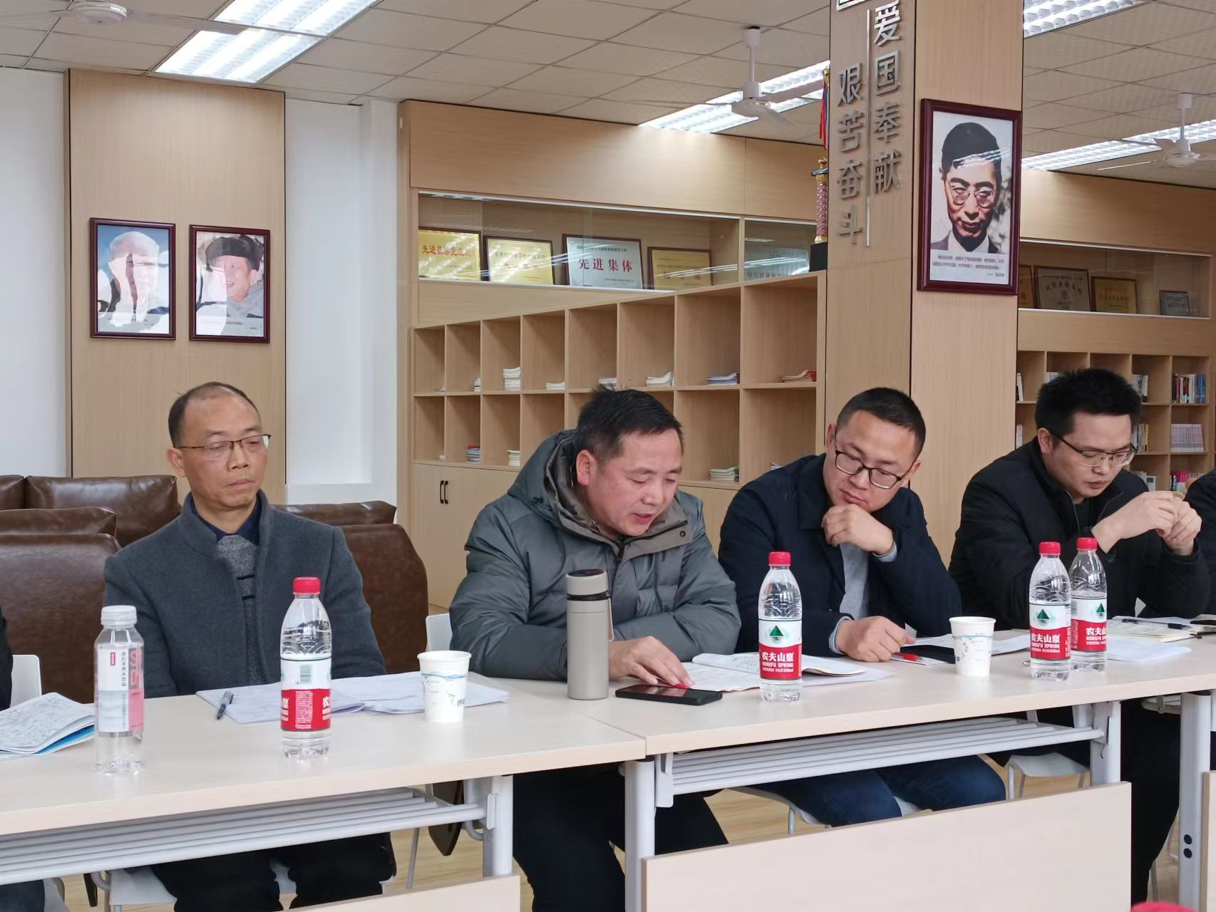 市教科所专家视导科学城一中高三教学工作(图2)